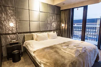 Haven Niseko Hotel 4*,